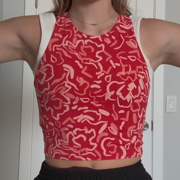 Red Patterned Racerback ATHLETA Crop Top - Picture 6 of 8